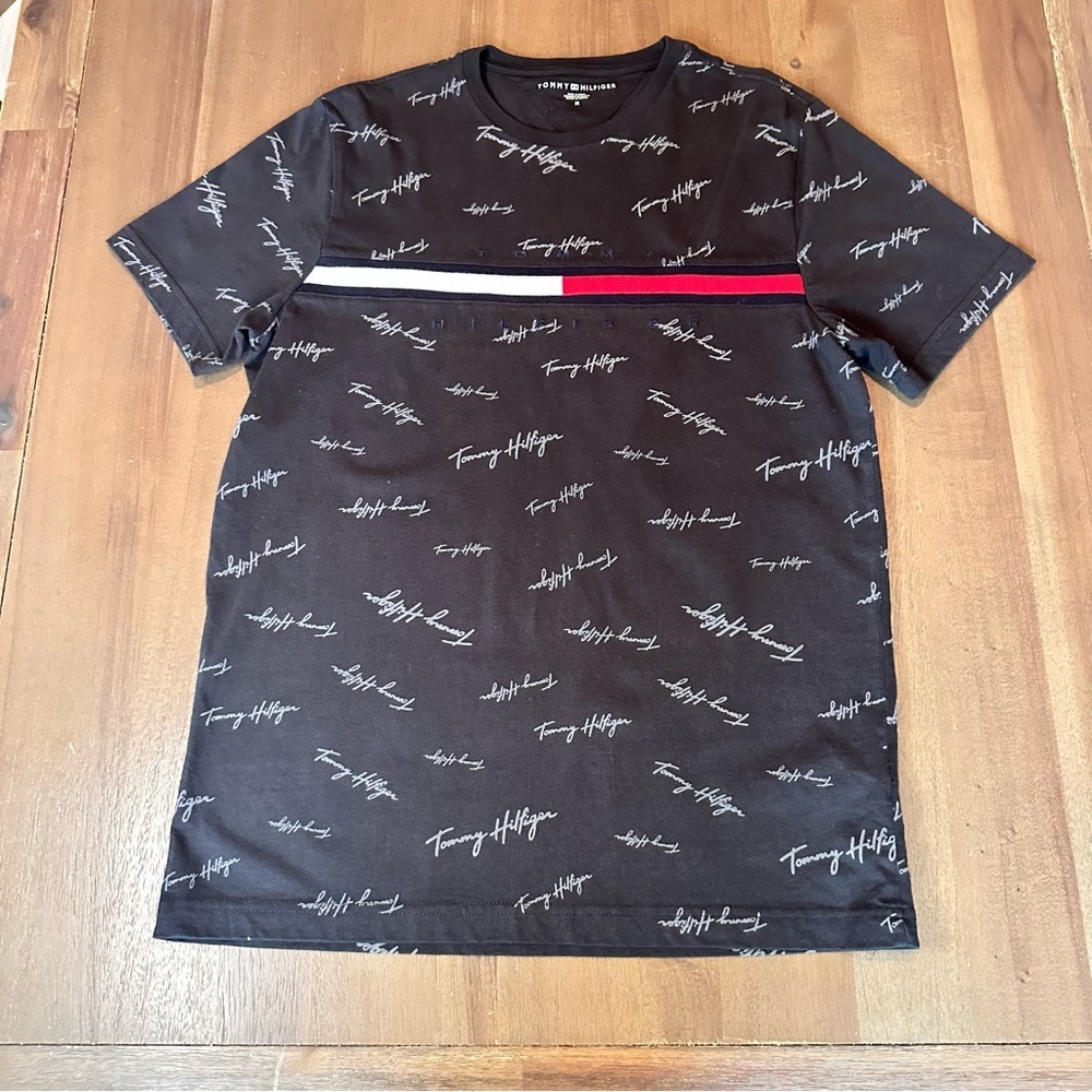 Tommy Hilfiger men’s tshirt black size Medium
